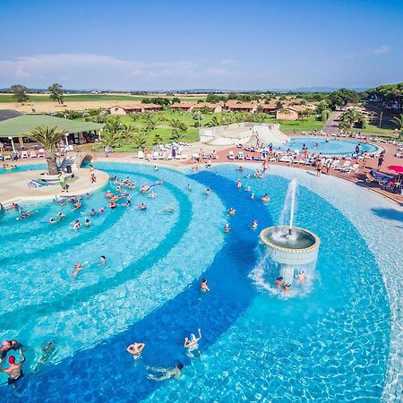 Isa-Village With Swimming-Pool And Private Equipped Beach In Montalto Marina Torre di Montalto Eksteriør bilde